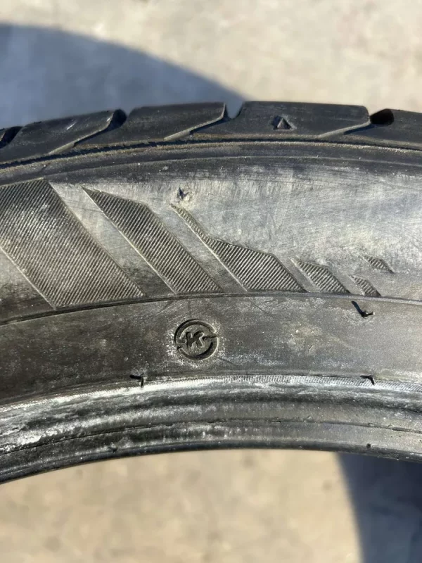 255 45 ZR20 105W Kumho Crugen HP91 6-7MM - Image 3