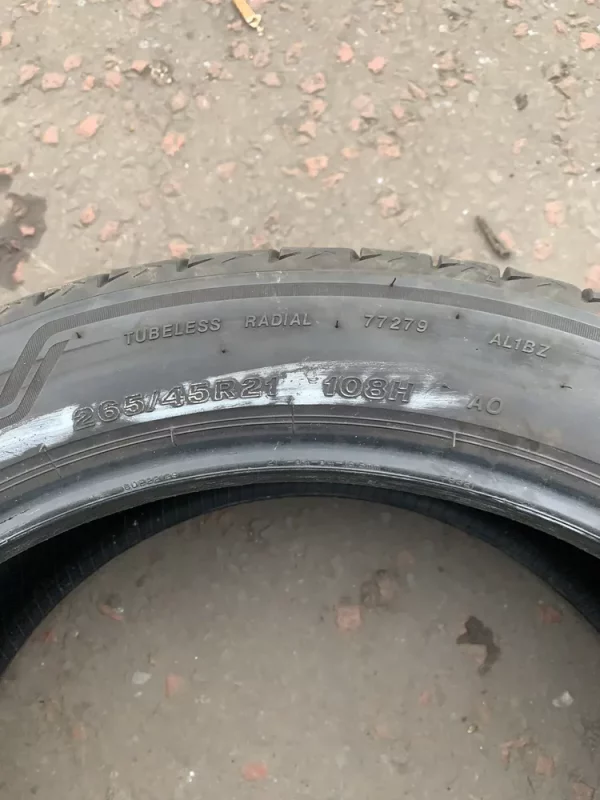 265 45 R21 108H: Bridestone Alenza 001 AO Fitment 5.5MM - Image 2