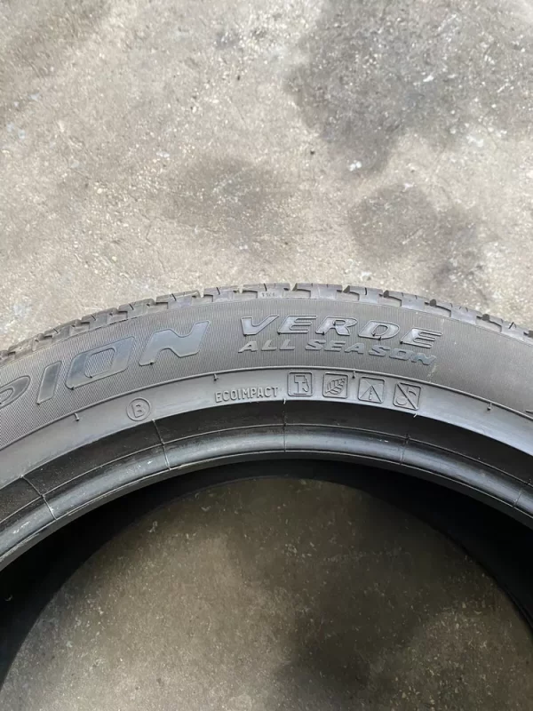 285 45 R21 113W Pirelli Scorpion Verde All Season 5-5.5MM Extra Load - Image 2
