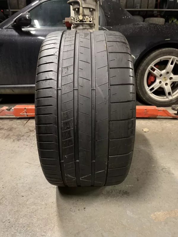 305 30 ZR20 99Y: Pirelli P Zero 4-5MM