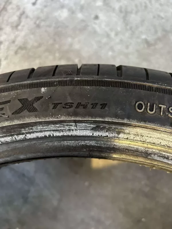 245 35 ZR20 95Y Triangle Sportex TSH11 XL 5.5-6MM - Image 3