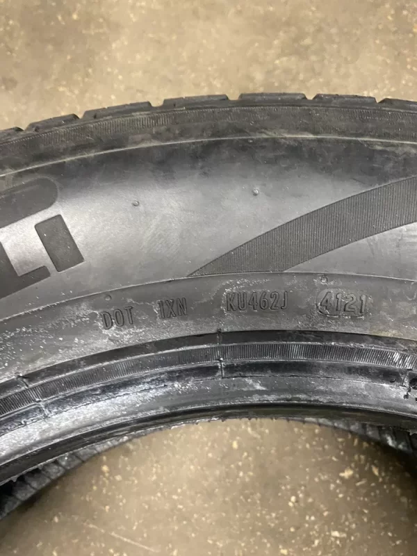 255 60 R20 113V XL Pirelli Scorpion Zero All Season LR 5-6MM - Image 2
