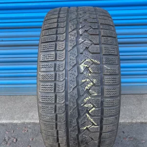 275 40 R20 106W Kumho Asymmetric Izen RV XL 6MM