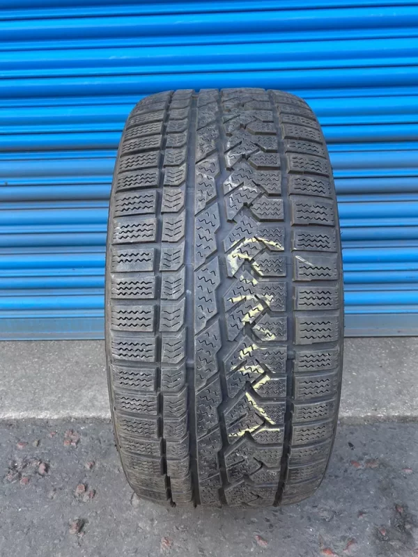 275 40 R20 106W Kumho Asymmetric Izen RV XL 6MM