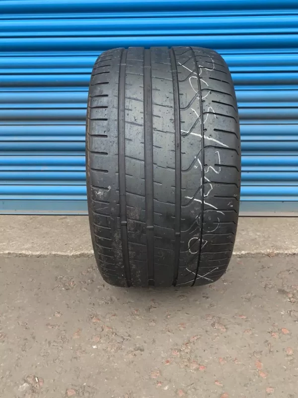 305 30 ZR20 103y: Pirelli P Zero Extra Load 4-5MM