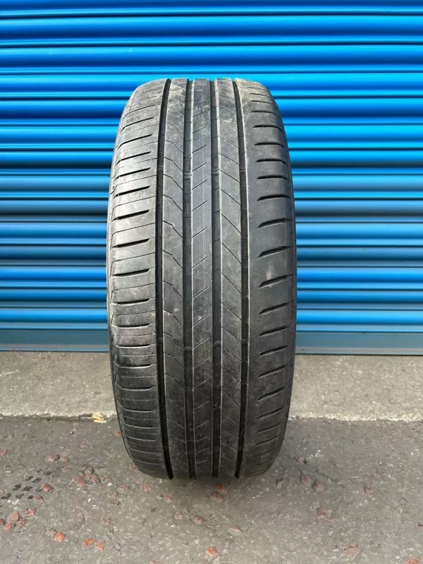 235 50 R20 100V Bridgestone Alenza 001 RunFlat 5.5-6MM