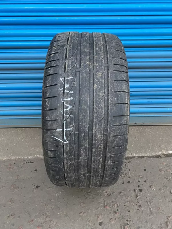 275 40 R19 101Y Bridgestone Potenza S001 MO 4MM